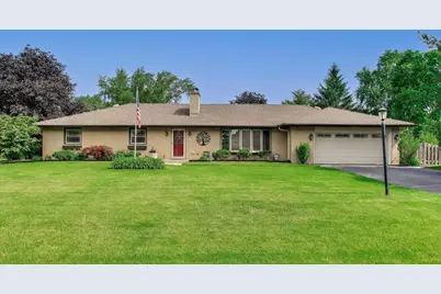 16 S Wildwood Drive, Prospect Heights, IL 60070 - Photo 1