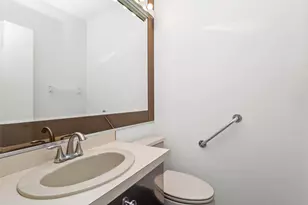 1550 N Lake Shore Dr, Chicago, IL 60610 - Photo 15