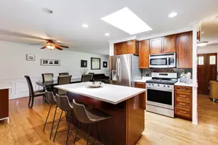 15352 W Cherrywood Ln, Libertyville, IL 60048 - Photo 9