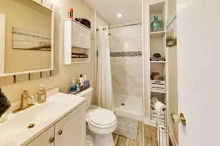 3923 E Lake Shore Dr, Wonder Lake, IL 60097 - Photo 27