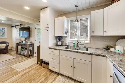 3923 E Lake Shore Drive, Wonder Lake, IL 60097 - Photo 11