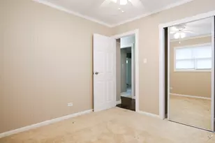 1595 Highland Blvd, Hoffman Estates, IL 60169 - Photo 19