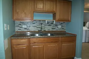 2020 Berkshire Cir, Carpentersville, IL 60110 - Photo 9