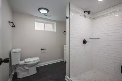 12915 S Parnell Avenue, Chicago, IL 60628 - Photo 13