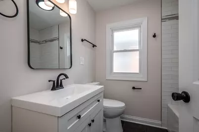 12915 S Parnell Avenue, Chicago, IL 60628 - Photo 9