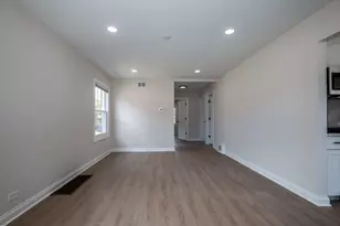 12915 S Parnell Ave, Chicago, IL 60628 - Photo 3