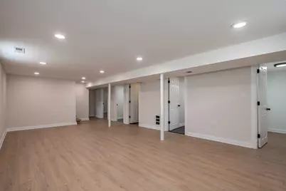 12915 S Parnell Avenue, Chicago, IL 60628 - Photo 11