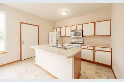 118 E 107th Street, Chicago, IL 60628 - Photo 5