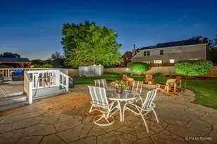 1288 Crystal Shore Dr, Carol Stream, IL 60188 - Photo 11