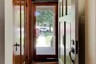 705 N Marion St, Oak Park, IL 60302 - Photo 3