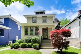 705 N Marion St, Oak Park, IL 60302 - Photo 1