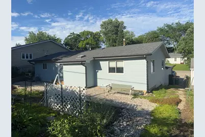 3829 Eastway Drive, Island Lake, IL 60042 - Photo 3