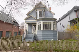 1220 E 57th St, Chicago, IL 60637 - Photo 1