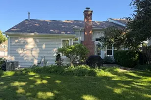 494 Ferndale Ln, Prospect Heights, IL 60070 - Photo 3