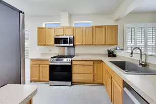 3407 Stretch Run Rd, Grayslake, IL 60030 - Photo 5