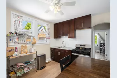 5434 W Wellington Avenue, Chicago, IL 60641 - Photo 11