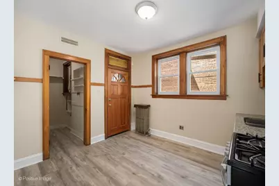 5434 W Wellington Avenue, Chicago, IL 60641 - Photo 15