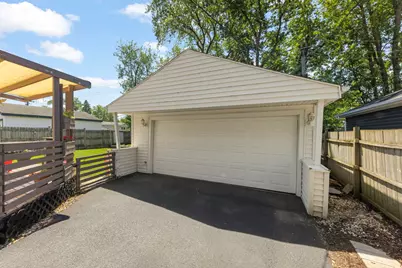 743 W Vermont Street, Villa Park, IL 60181 - Photo 25