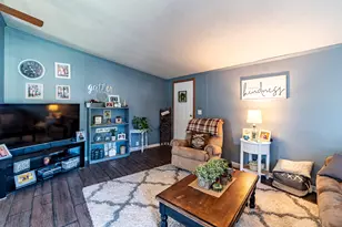 238 Meadowlark Ln, Sandwich, IL 60548 - Photo 9