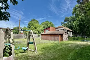1223 St Paul St, Depue, IL 61322 - Photo 7