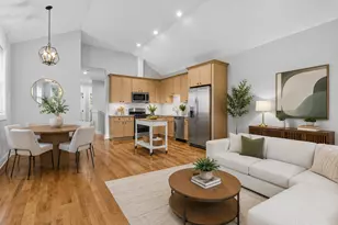 555 N Springfield Ave, Chicago, IL 60624 - Photo 3