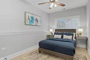 555 N Springfield Ave, Chicago, IL 60624 - Photo 13