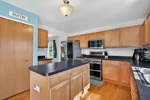 1014 Woodiris Dr, Joliet, IL 60431 - Photo 11