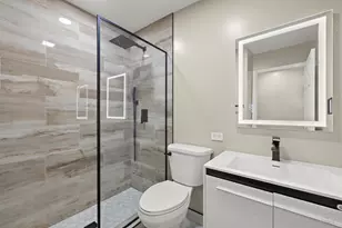 6910 Juniper St, Hanover Park, IL 60133 - Photo 21