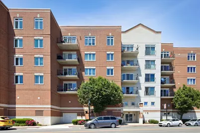 8822 Brookfield Avenue #405, Brookfield, IL 60513 - Photo 1