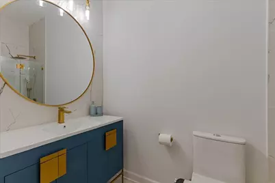 7028 N Ridge Boulevard #2S, Chicago, IL 60645 - Photo 17