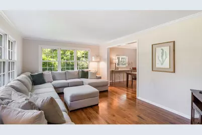 716 S Dymond Road, Libertyville, IL 60048 - Photo 5