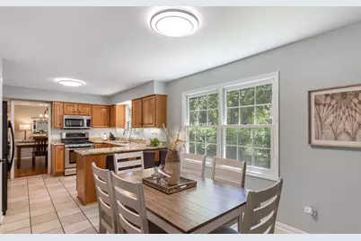 716 S Dymond Road, Libertyville, IL 60048 - Photo 9