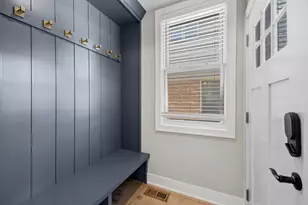 3842 W 108th Pl, Chicago, IL 60655 - Photo 13