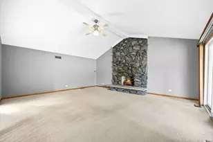 11S056 Madison St, Burr Ridge, IL 60527 - Photo 25