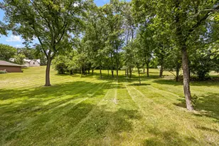 11S056 Madison St, Burr Ridge, IL 60527 - Photo 57