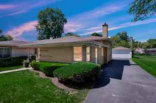 1112 Hickory Rd, Homewood, IL 60430 - Photo 1