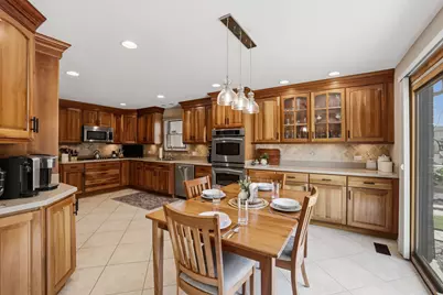 759 Yorkshire Lane, Des Plaines, IL 60016 - Photo 21