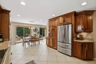 759 Yorkshire Ln, Des Plaines, IL 60016 - Photo 17