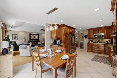 759 Yorkshire Lane, Des Plaines, IL 60016 - Photo 19