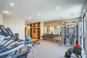 830 N Milwaukee Ave, Chicago, IL 60642 - Photo 15