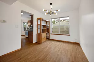 1127 Ashbrook Dr, Mundelein, IL 60060 - Photo 7
