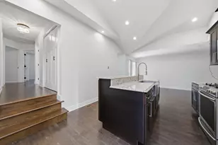 8320 Lamon Ave, Burbank, IL 60459 - Photo 11