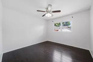 8320 Lamon Ave, Burbank, IL 60459 - Photo 19