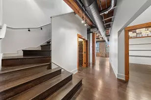 520 W Huron St, Chicago, IL 60654 - Photo 15