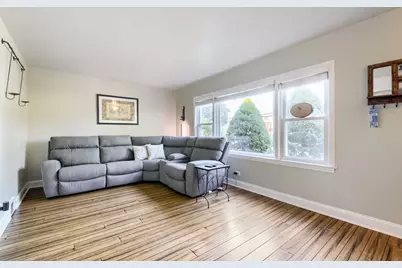 10546 S Harding Avenue, Chicago, IL 60655 - Photo 3