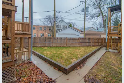 3543 N Lawndale Avenue #1, Chicago, IL 60618 - Photo 11