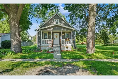 217 S State Street, Gibson City, IL 60936 - Photo 1