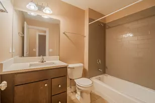3433 S Indiana Ave, Chicago, IL 60616 - Photo 11