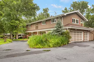 2665 Crestwood Ln, Riverwoods, IL 60015 - Photo 35