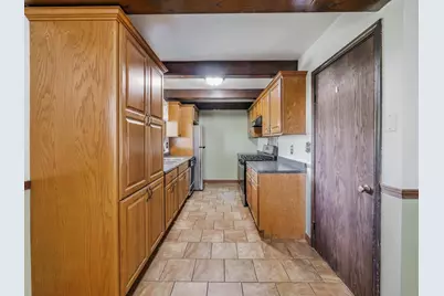 1911 Ash Court, Aurora, IL 60506 - Photo 11